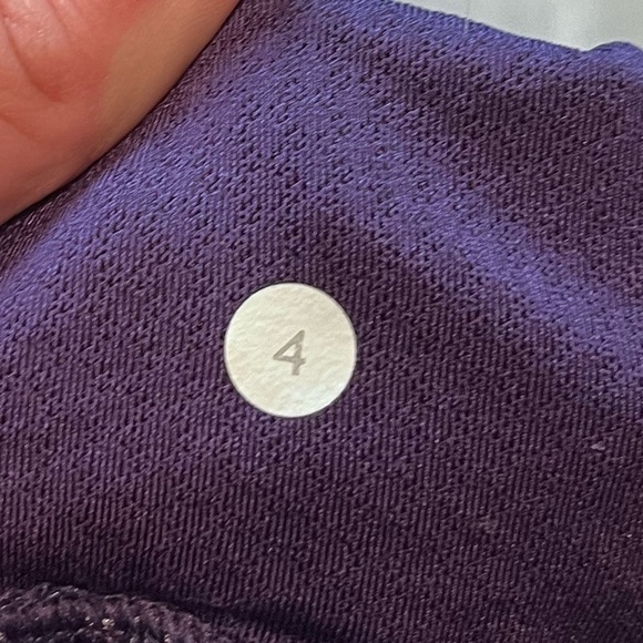 Lululemon Run: Tame Me Tank top purple size 4 - Picture 6 of 7